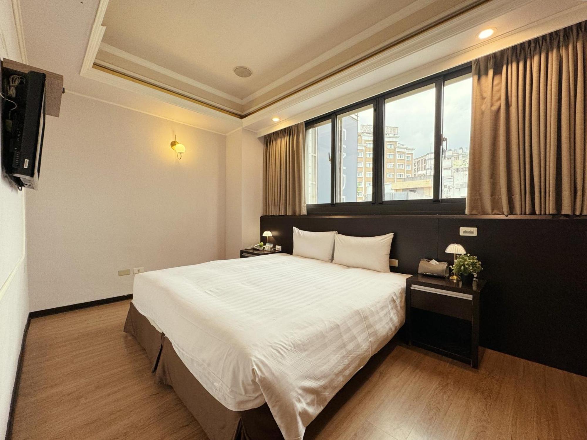 Finders Hotel Hualien Station Екстериор снимка