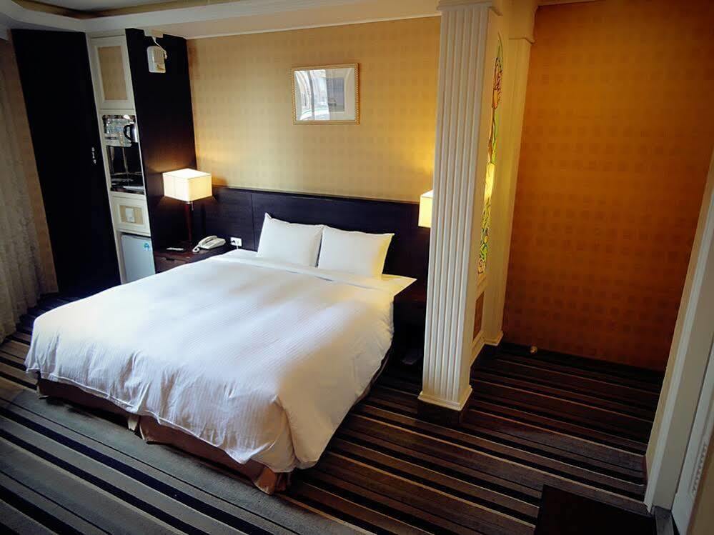 Finders Hotel Hualien Station Екстериор снимка